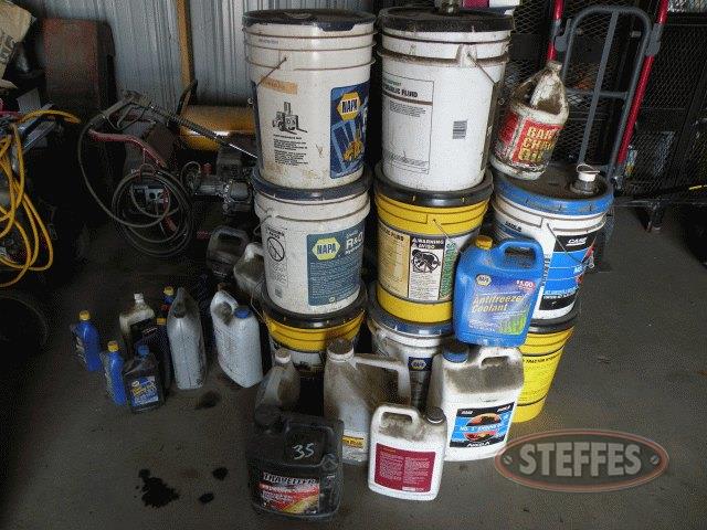 Asst--containers-of-lubricants_1.jpg
