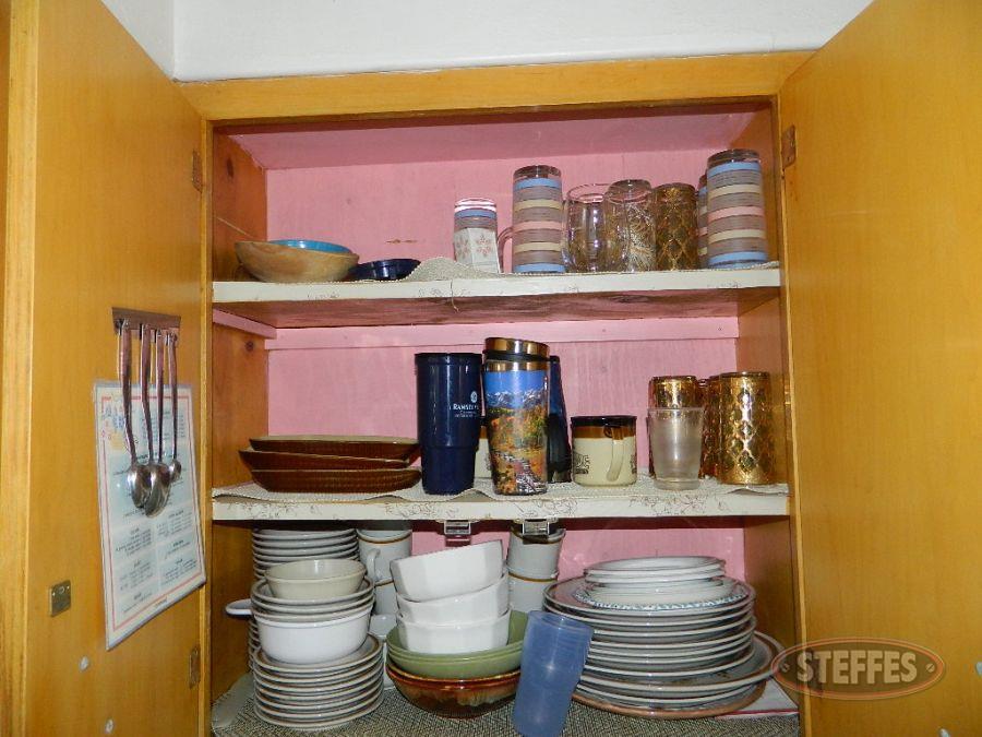 Contents-of-Cabinet---Dishes-and-Glasses_2.jpg