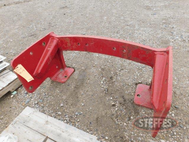 Case-IH-rear-hitch-support-for-QuadTrac-4WD-tractor_1.jpg