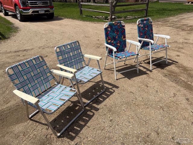 (4) Lawn chairs
