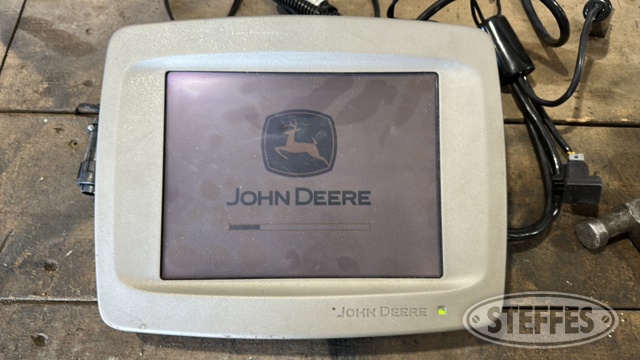 John Deere 2600