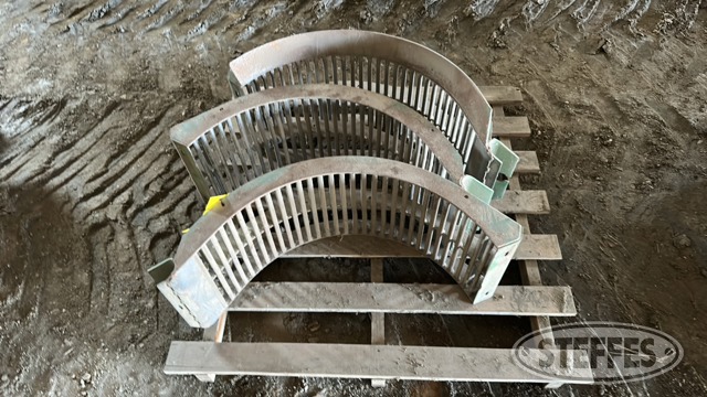 Set of round bar concaves