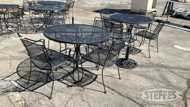 Metal Patio Tables and Chairs