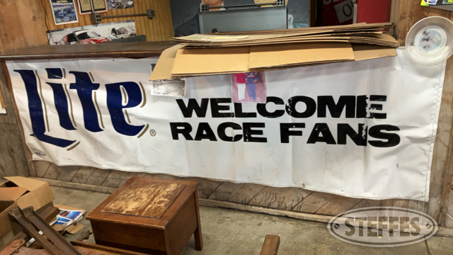 Miller Lite Welcome Race Fans  Banner