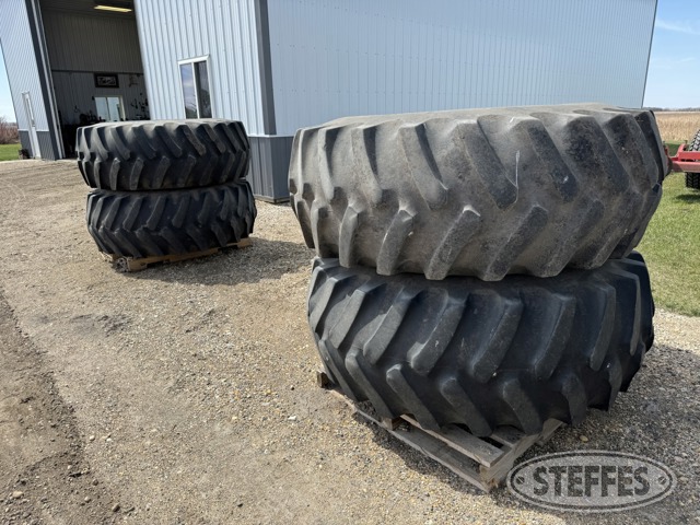 (4) Firestone 23.1-26 flotation tires