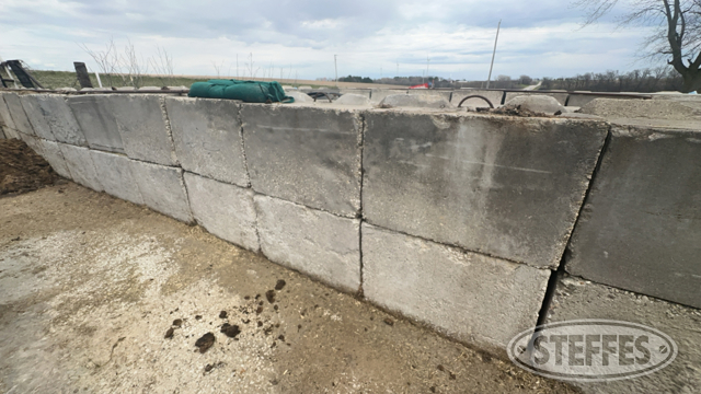 Concrete Retention Blocks