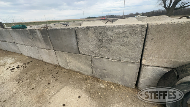 Concrete Retention Blocks