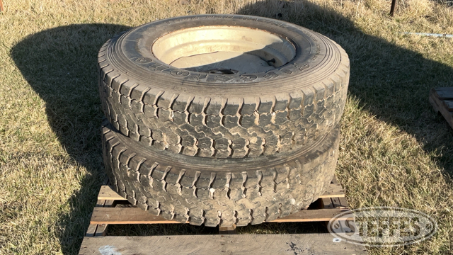 (2) Firestone 295/75R22.5 Tires