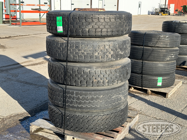 (5) 11R22.5 tires