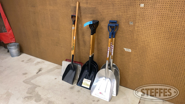 (9) Assorted shovels